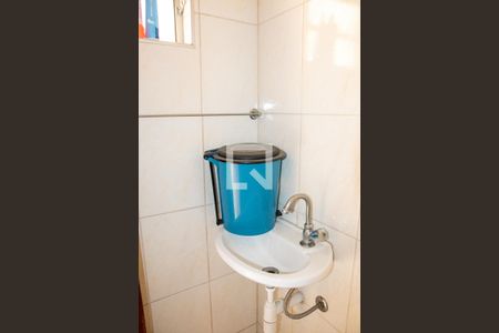 Casa à venda com 250m², 3 quartos e 2 vagasBanheiro 2