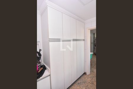 Apartamento à venda com 142m², 3 quartos e 2 vagasÁrea de Serviço