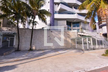 Apartamento à venda com 142m², 3 quartos e 2 vagasFachada