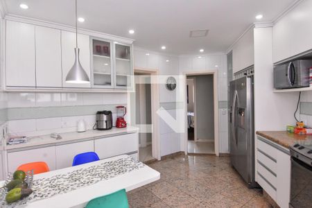 Apartamento à venda com 142m², 3 quartos e 2 vagasCozinha