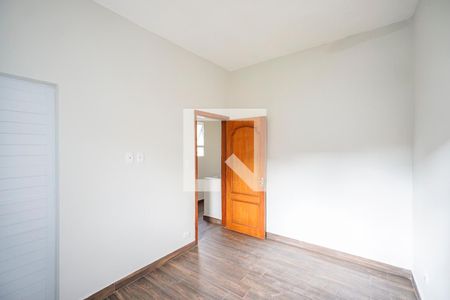 Casa para alugar com 165m², 3 quartos e 2 vagasSuíte