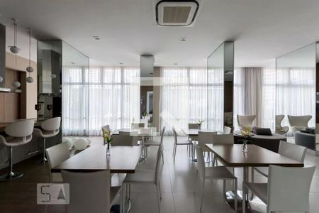 Studio à venda com 46m², 1 quarto e 1 vaga Studio à venda com 46m², 1 quarto e 1 vagaÁrea comum - Salão de festas