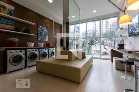 Studio à venda com 46m², 1 quarto e 1 vaga Studio à venda com 46m², 1 quarto e 1 vagaÁrea comum - Lavanderia