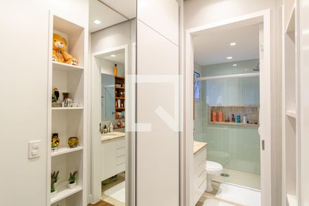 Studio à venda com 46m², 1 quarto e 1 vaga Studio à venda com 46m², 1 quarto e 1 vagaCloset