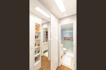 Studio à venda com 46m², 1 quarto e 1 vaga Studio à venda com 46m², 1 quarto e 1 vagaCloset