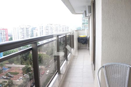 Varanda de apartamento para alugar com 3 quartos, 45m² em Jacarepaguá, Rio de Janeiro