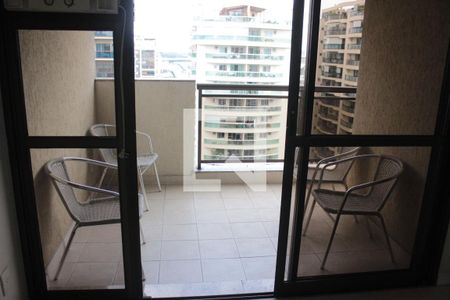 Sala de apartamento para alugar com 3 quartos, 45m² em Jacarepaguá, Rio de Janeiro