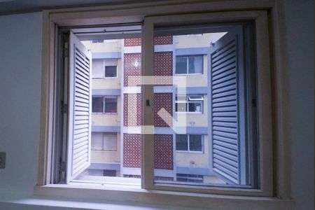 Janela de apartamento à venda com 1 quarto, 31m² em Centro Histórico, Porto Alegre