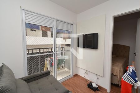 Sala de apartamento para alugar com 2 quartos, 38m² em Vila Augusta, Guarulhos