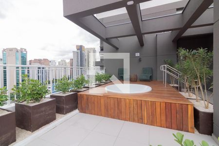 Studio à venda com 27m², 1 quarto e sem vaga Studio à venda com 27m², 1 quarto e sem vagaOfuro