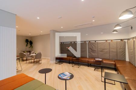 Studio à venda com 27m², 1 quarto e sem vaga Studio à venda com 27m², 1 quarto e sem vagaOffice