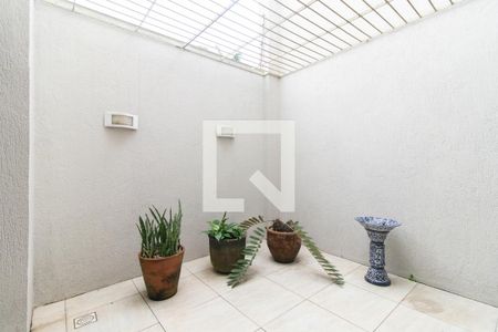 Casa à venda com 407m², 4 quartos e 4 vagasJardim de inverno