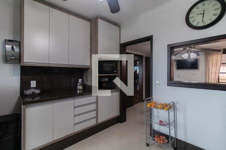 Casa à venda com 407m², 4 quartos e 4 vagasCozinha