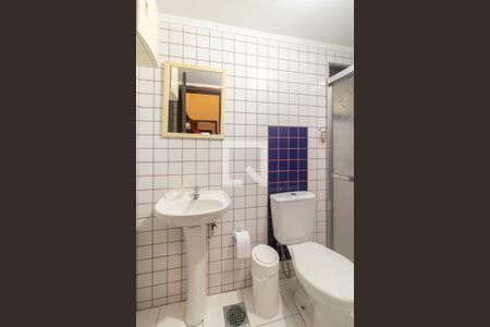 Casa à venda com 407m², 4 quartos e 4 vagasBanheiro de Serviço