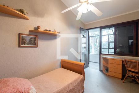 Casa à venda com 407m², 4 quartos e 4 vagasQuarto 2