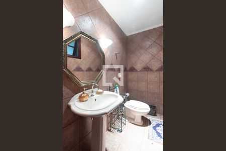 Casa à venda com 407m², 4 quartos e 4 vagasLavabo