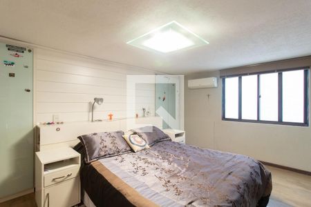 Casa à venda com 407m², 4 quartos e 4 vagasQuarto 4 - Suíte