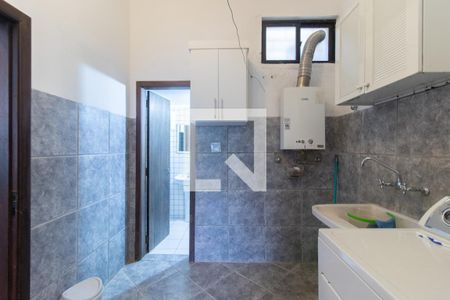 Casa à venda com 407m², 4 quartos e 4 vagasÁrea de Serviço