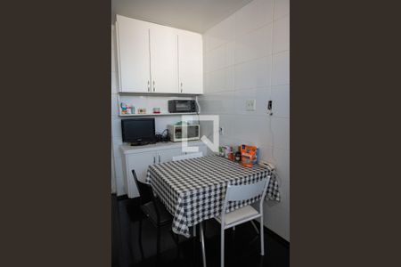 Apartamento à venda com 137m², 4 quartos e 2 vagasCozinha