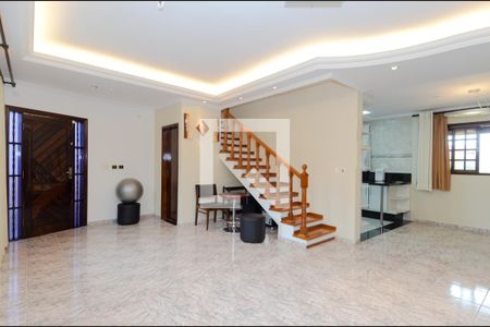 Sala de Estar de casa à venda com 3 quartos, 164m² em Jardim Vila Galvão, Guarulhos