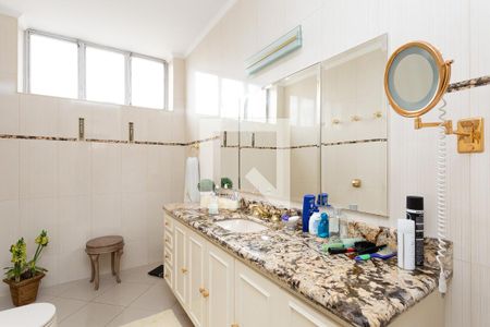 Apartamento à venda com 500m², 4 quartos e 3 vagasBanheiro da Suíte 3