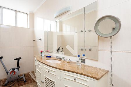 Apartamento à venda com 500m², 4 quartos e 3 vagasBanheiro da Suíte 2