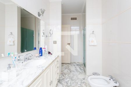 Apartamento à venda com 500m², 4 quartos e 3 vagasBanheiro da Suíte 1