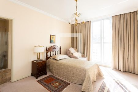 Apartamento à venda com 500m², 4 quartos e 3 vagasSuíte 2