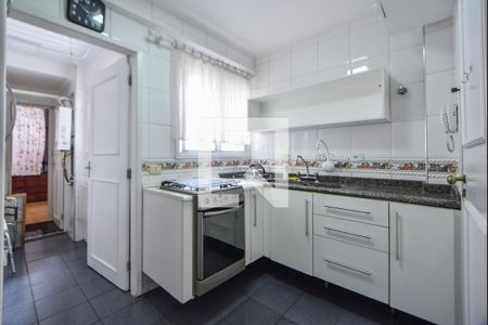 Apartamento à venda com 80m², 2 quartos e 1 vagaCozinha 