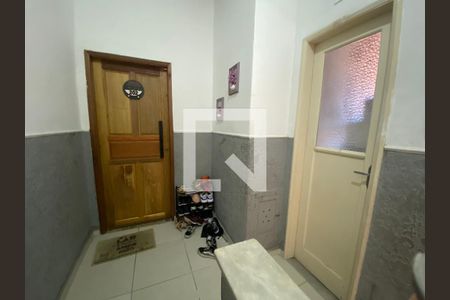 Casa à venda com 120m², 3 quartos e 1 vaga Casa à venda com 120m², 3 quartos e 1 vagaHall