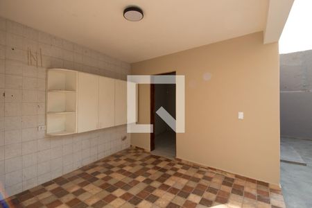 Casa à venda com 240m², 4 quartos e 4 vagasLavanderia