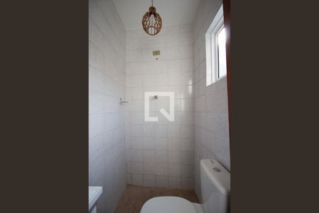 Casa à venda com 240m², 4 quartos e 4 vagasBanheiro de Serviço