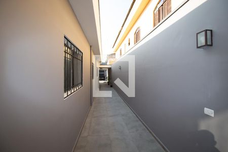 Casa à venda com 240m², 4 quartos e 4 vagasCorredor da Casa