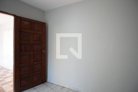 Casa à venda com 240m², 4 quartos e 4 vagasQuarto de Serviço