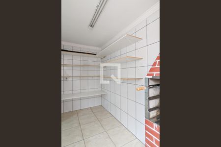 Áera de serviço e churrasqueira de casa para alugar com 3 quartos, 142m² em Ferrazópolis, São Bernardo do Campo