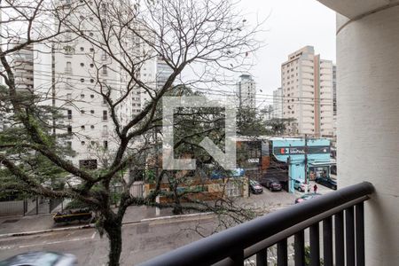 Varanda de kitnet/studio para alugar com 1 quarto, 37m² em Indianópolis, São Paulo