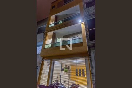 Apartamento para alugar com 62m², 2 quartos e sem vagaFachada