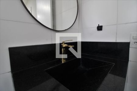 Pia banheiro da suíte de apartamento para alugar com 1 quarto, 28m² em Jardim Caravelas, São Paulo