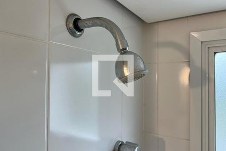 Apartamento para alugar com 177m², 4 quartos e 3 vagasChuveiro