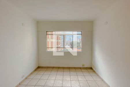Apartamento para alugar com 70m², 2 quartos e 1 vagaSala