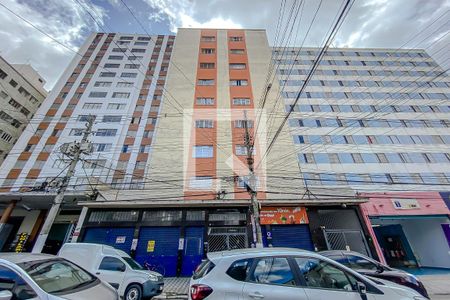 Apartamento para alugar com 70m², 2 quartos e 1 vagaFachada