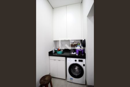 Casa de condomínio para alugar com 180m², 3 quartos e 4 vagasÁrea de Serviço