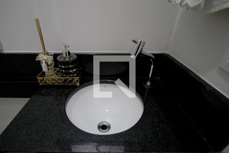 Casa de condomínio para alugar com 180m², 3 quartos e 4 vagasLavabo 
