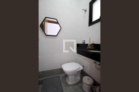 Casa de condomínio para alugar com 180m², 3 quartos e 4 vagasLavabo 