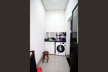 Casa de condomínio para alugar com 180m², 3 quartos e 4 vagasÁrea de Serviço