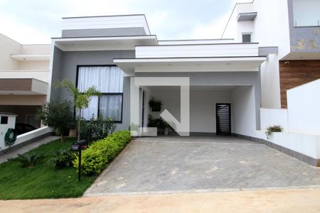Casa de condomínio para alugar com 180m², 3 quartos e 4 vagasFachada