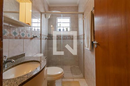 Casa à venda com 150m², 3 quartos e 2 vagasBanheiro