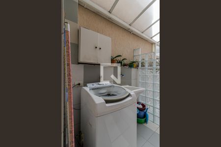 Casa à venda com 150m², 3 quartos e 2 vagasÁrea de Serviço