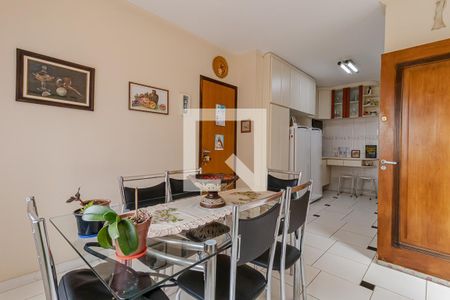 Casa à venda com 150m², 3 quartos e 2 vagasCopa e Cozinha