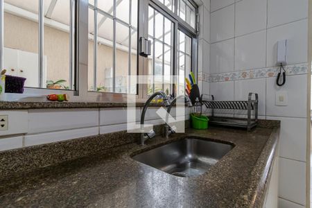 Casa à venda com 150m², 3 quartos e 2 vagasCopa e Cozinha
